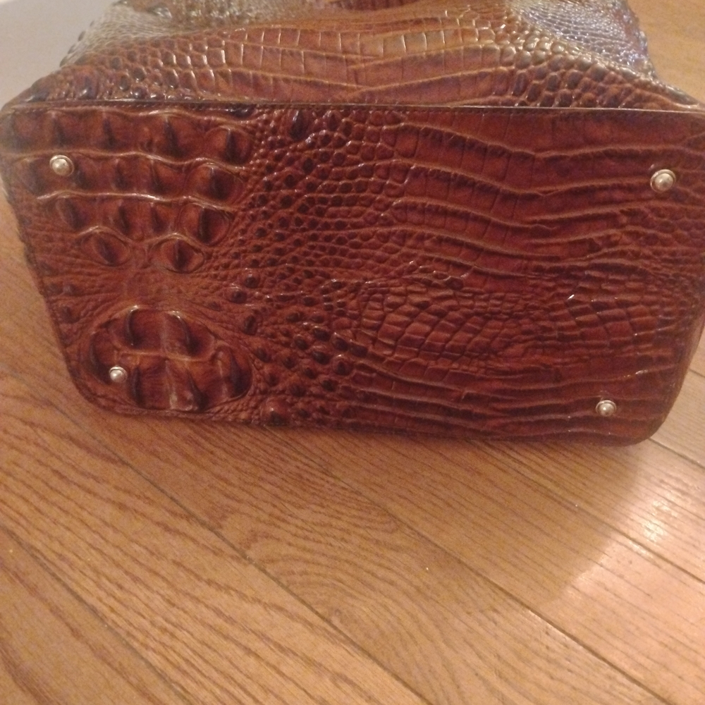 Brahmin Elegant Brown Crocodile-Embossed Women's Bag - Picture 5 of 7